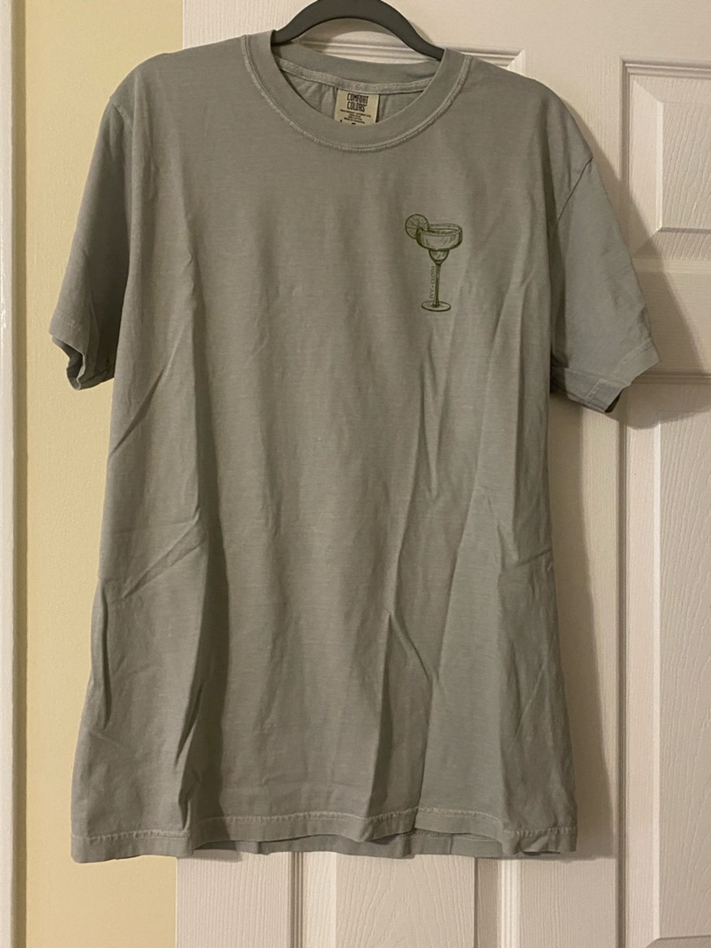 Simply Southern Mint Green Short Sleeve Tee with Margarita Graphic

Never worn